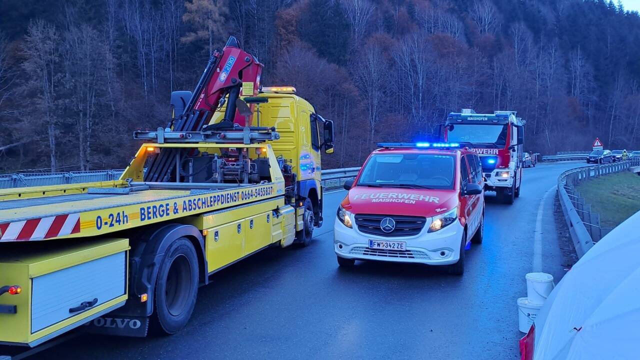 Bilder vom Einsatz der Feuerwehr Maishofen. 