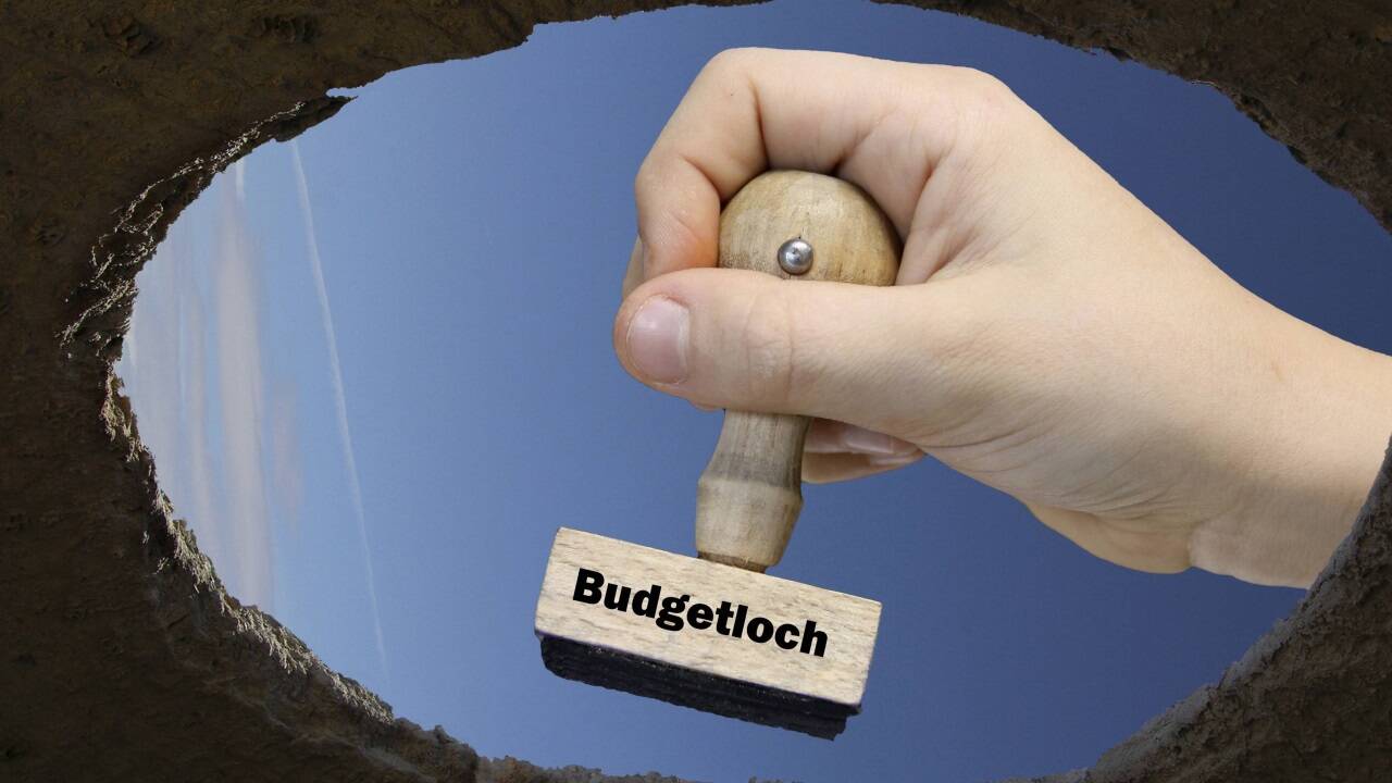 Im öffentlichen Dienst brodelt es. Am Montag finden österreichweit Dienststellen- und Betriebsversammlungen statt.  