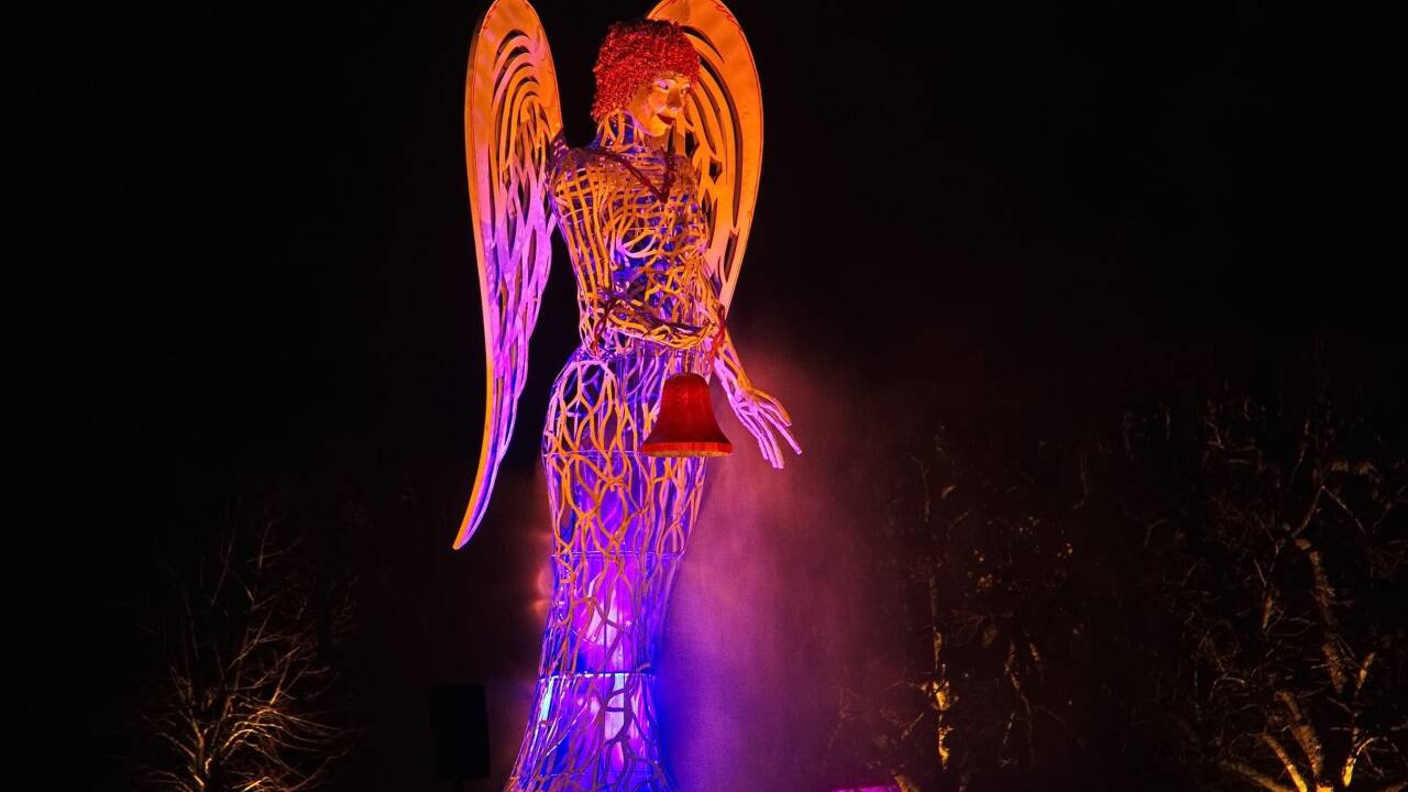 Der Weihnachtsengel von Hellbrunn (Bild vom 23. November 2023).  Der Weihnachtsengel von Hellbrunn (Bild vom 23. November 2023).