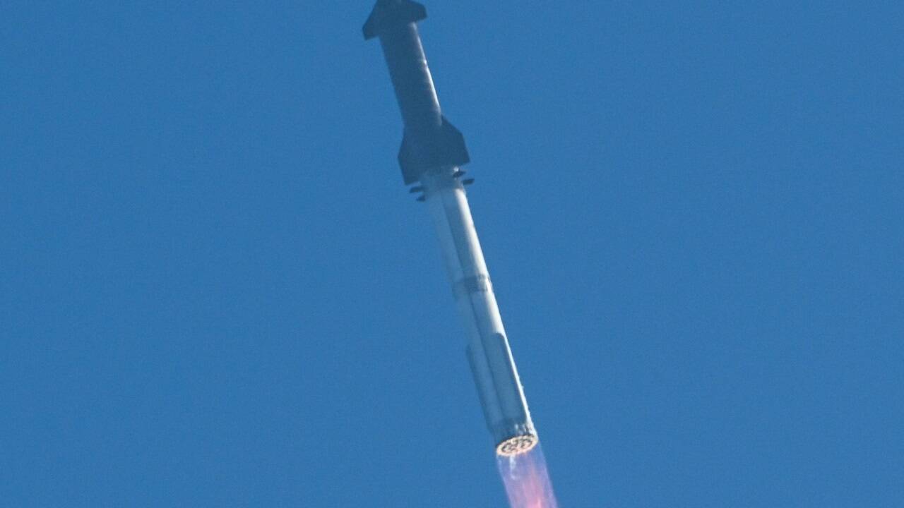 Der Start in Boca Chica, Texas. Der Start in Boca Chica, Texas.