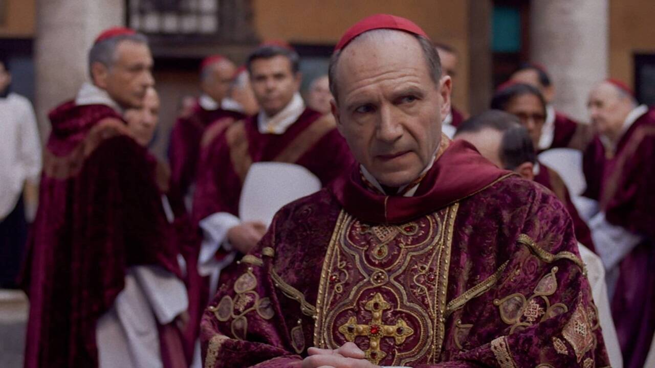 Bilder zum Film „Konklave“.  Bilder zum Film „Konklave“.