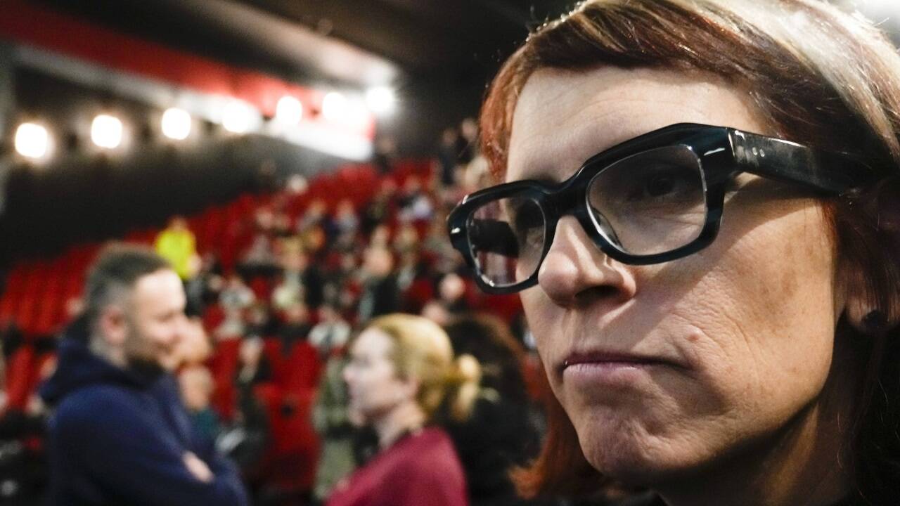 Kamerafrau Bianca Cline, eine Kollegin der getöteten Halyna Hutchins, bei der Premiere.  Kamerafrau Bianca Cline, eine Kollegin der getöteten Halyna Hutchins, bei der Premiere.