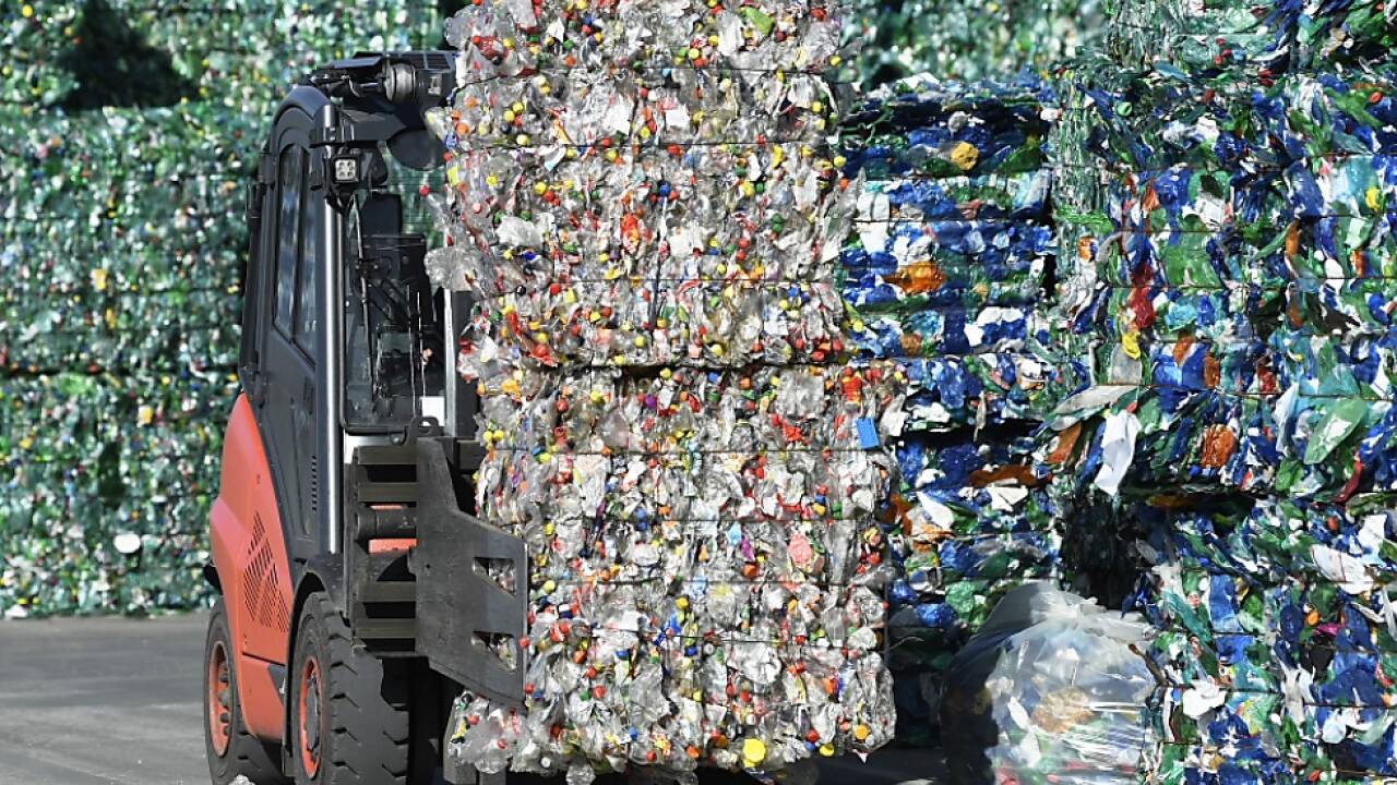 Umgang mit dem Plastikmüll: PET Recycling in Österreich 