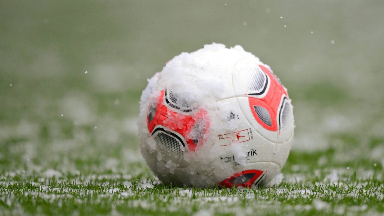 Schnee als Spielverderber.   Schnee als Spielverderber.