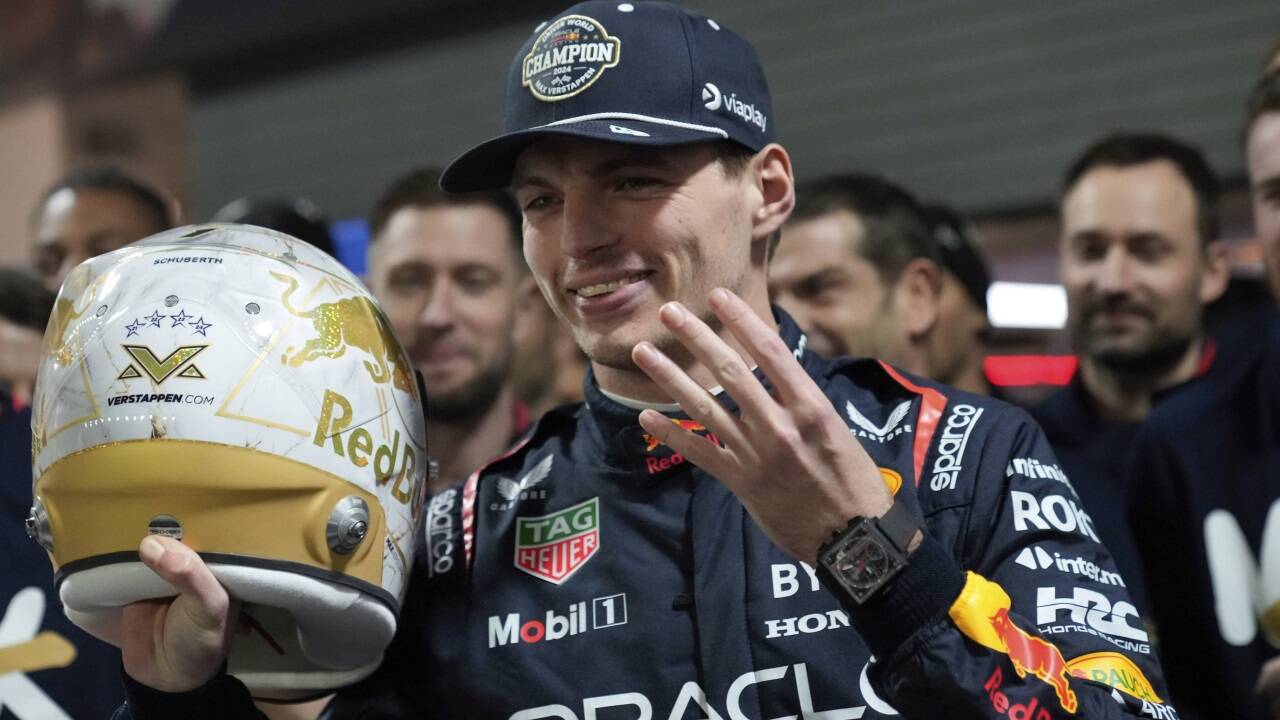 Max Verstappen jubelte in Las Vegas über seinen vierten WM-Titel in der Formel 1. Max Verstappen jubelte in Las Vegas über seinen vierten WM-Titel in der Formel 1.