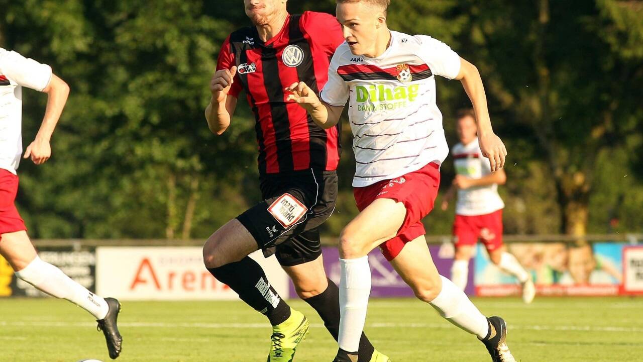 Julian Pagitsch (rechts) debütierte 2017 gegen Anif in der Westliga. 
