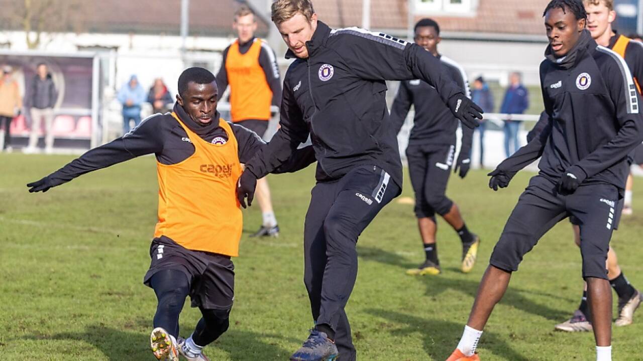 Hinteregger ist bei den Profis wieder am Ball 