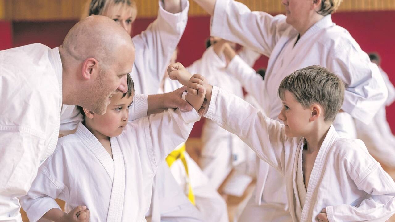 Karate wird von allen Altersgruppen betrieben. 