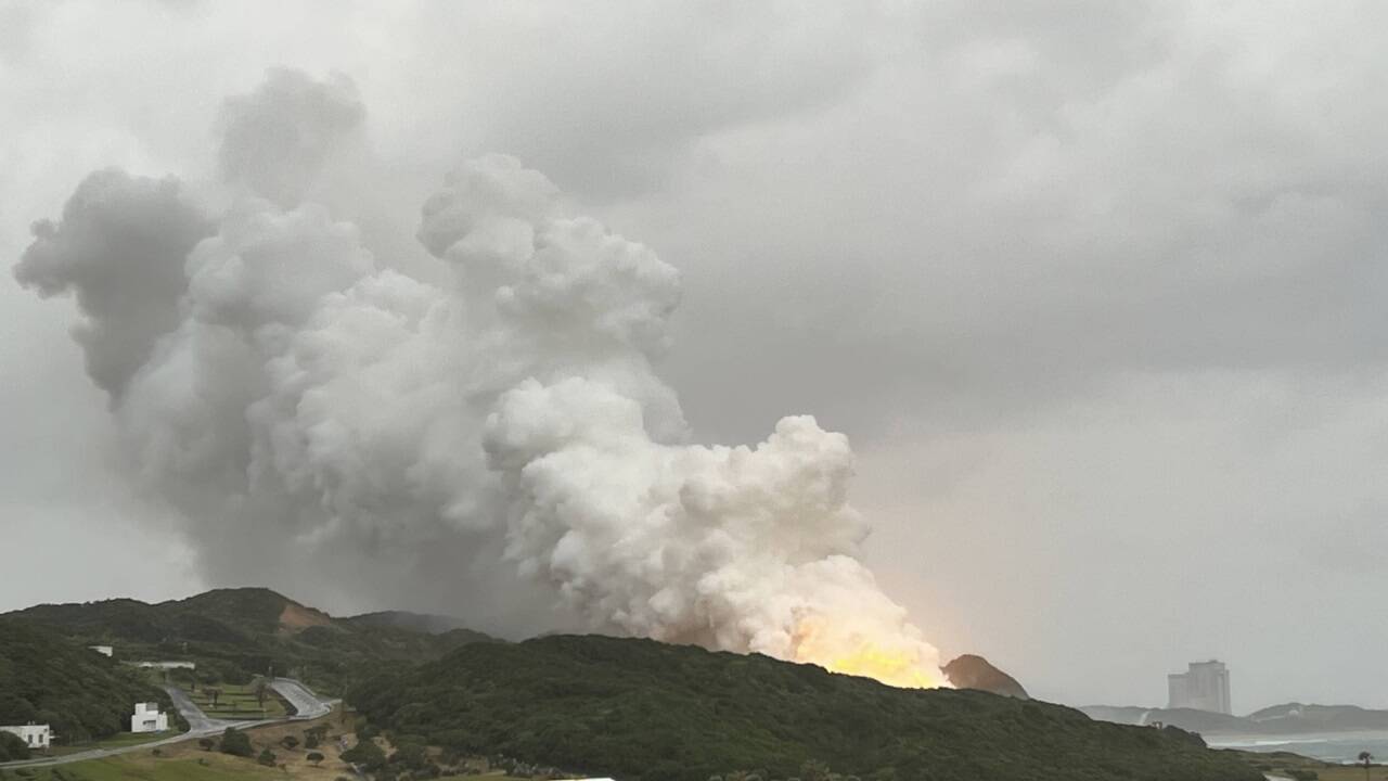 Auf einer Raketentest-Station im Süden Japans ist ein Feuer ausgebrochen.  