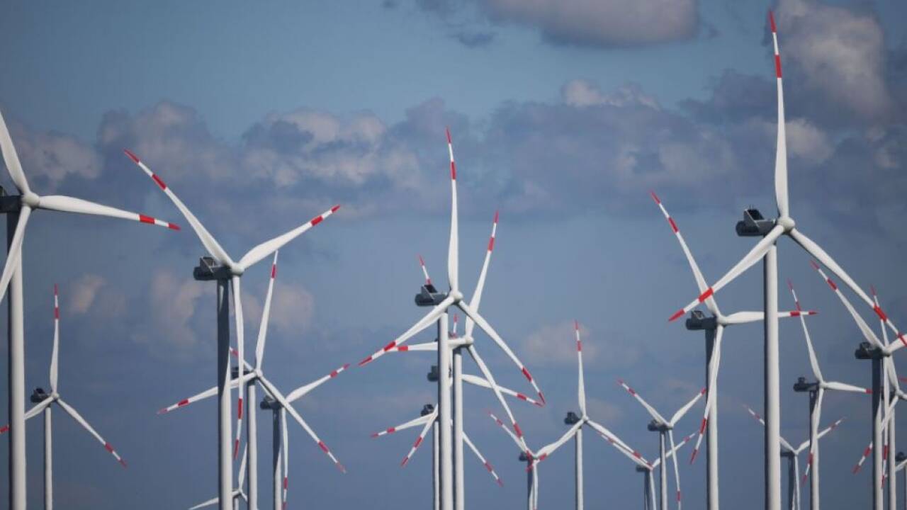 Die Errichtung "hunderter Windräder" befürchtet die FPÖ in Kärnten  Die Errichtung 'hunderter Windräder' befürchtet die FPÖ in Kärnten