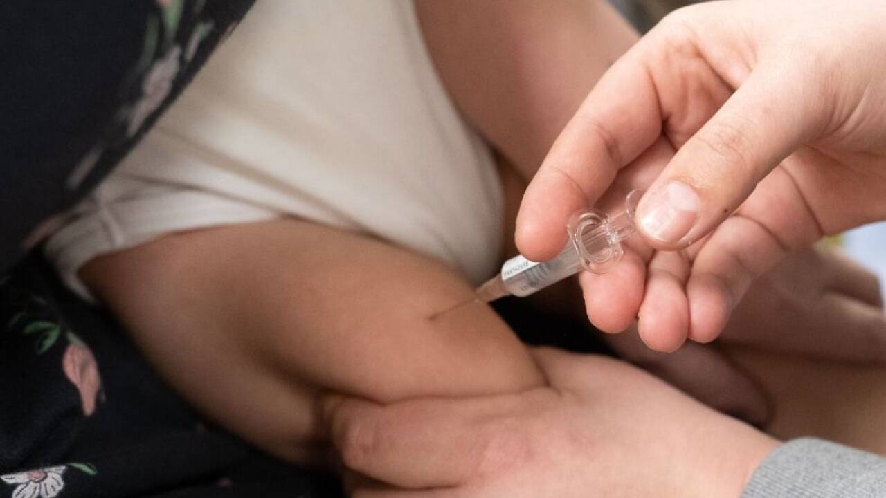 Ein Pieks hilft Neugeborenen vor einer schweren RSV-Erkrankung 