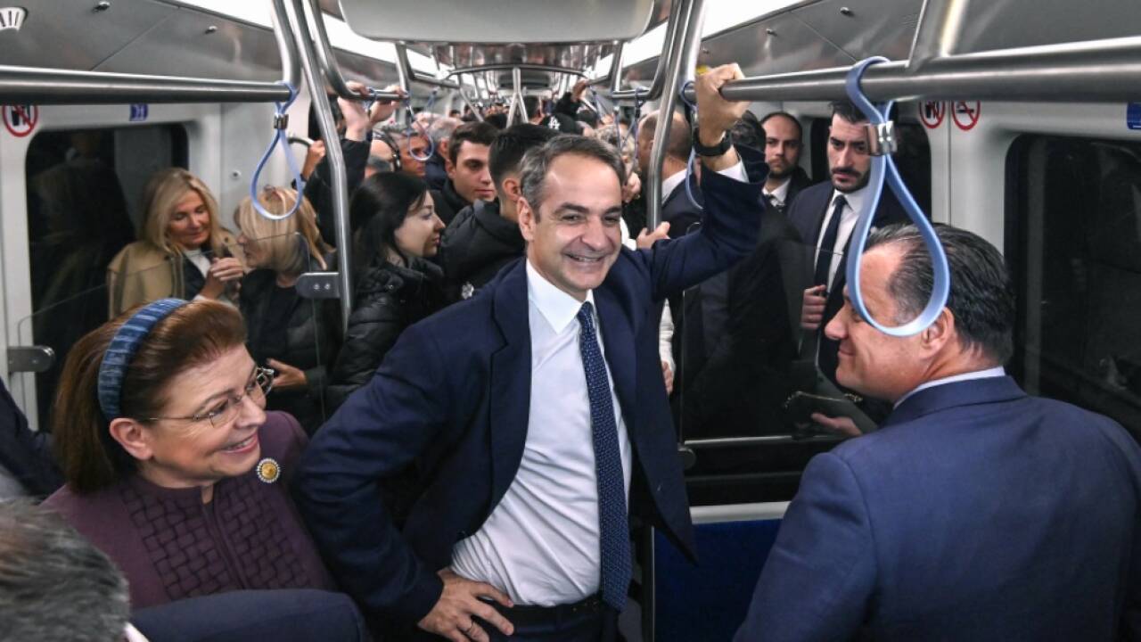 Ministerpräsident Mitsotakis nahm an der Premierenfahrt teil Ministerpräsident Mitsotakis nahm an der Premierenfahrt teil