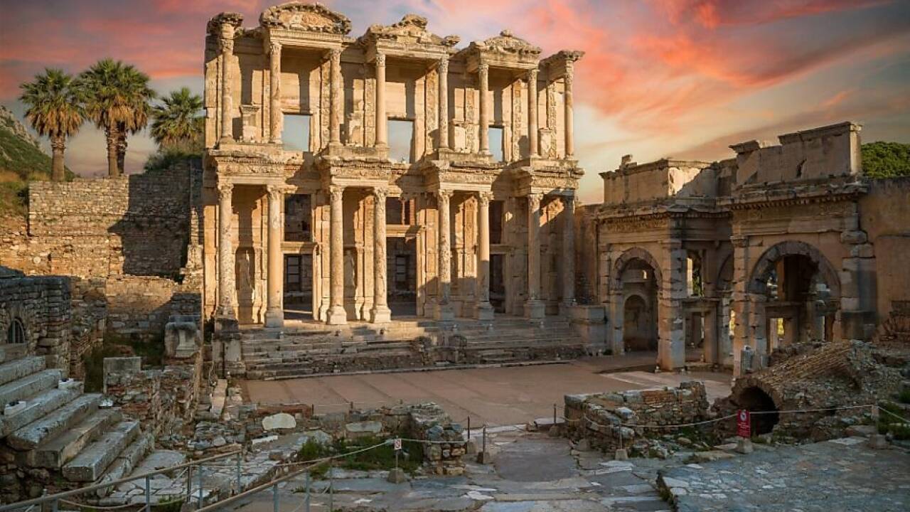 Die ikonische Celsusbibliothek braucht eine Überarbeitung  Die ikonische Celsusbibliothek braucht eine Überarbeitung