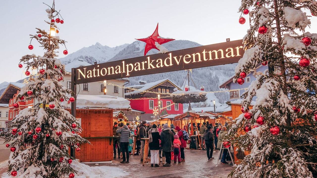 Einkaufen hat viel mit Emotion zu tun. Weihnachten ist durchaus noch ein „stationäres Fest“, hier eine vorweihnachtliche Impression des Nationalparkadvents in Mittersill.  