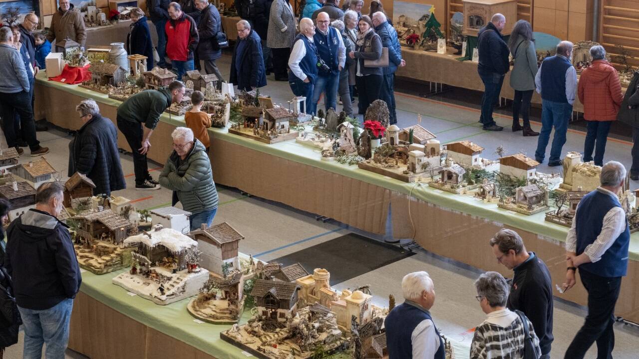 Gut besuchte Krippenausstellung in Helpfau-Uttendorf. 