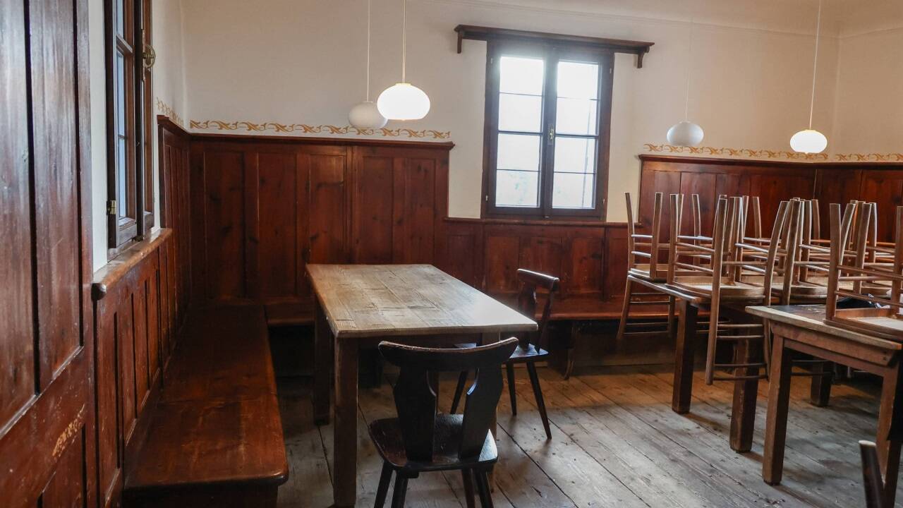 Auch diese Gaststube wird noch erneuert. 