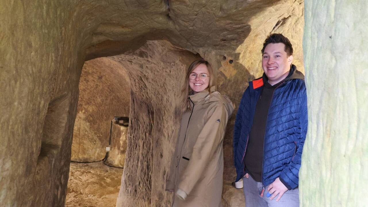 Andreas Stadler und Christina Schoyswohl im einstigen Kühlhaus, das nunmehr für längere Feiern adaptiert werden soll. 