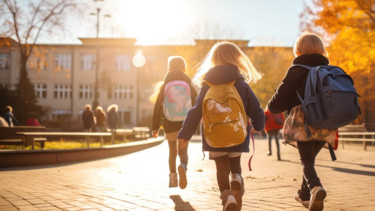 Die Zahl der Kinder, die kein Deutsch sprechen, ist hoch.  Die Zahl der Kinder, die kein Deutsch sprechen, ist hoch.