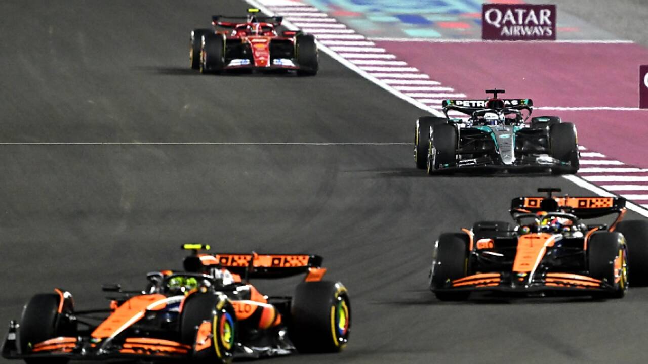 Die beiden McLaren-Piloten Lando Norris und Oscar Piastri können in Abu Dhabi den WM-Titel in der Konstrukteurswertung für ihr Team einfahren. Die beiden McLaren-Piloten Lando Norris und Oscar Piastri können in Abu Dhabi den WM-Titel in der Konstrukteurswertung für ihr Team einfahren.