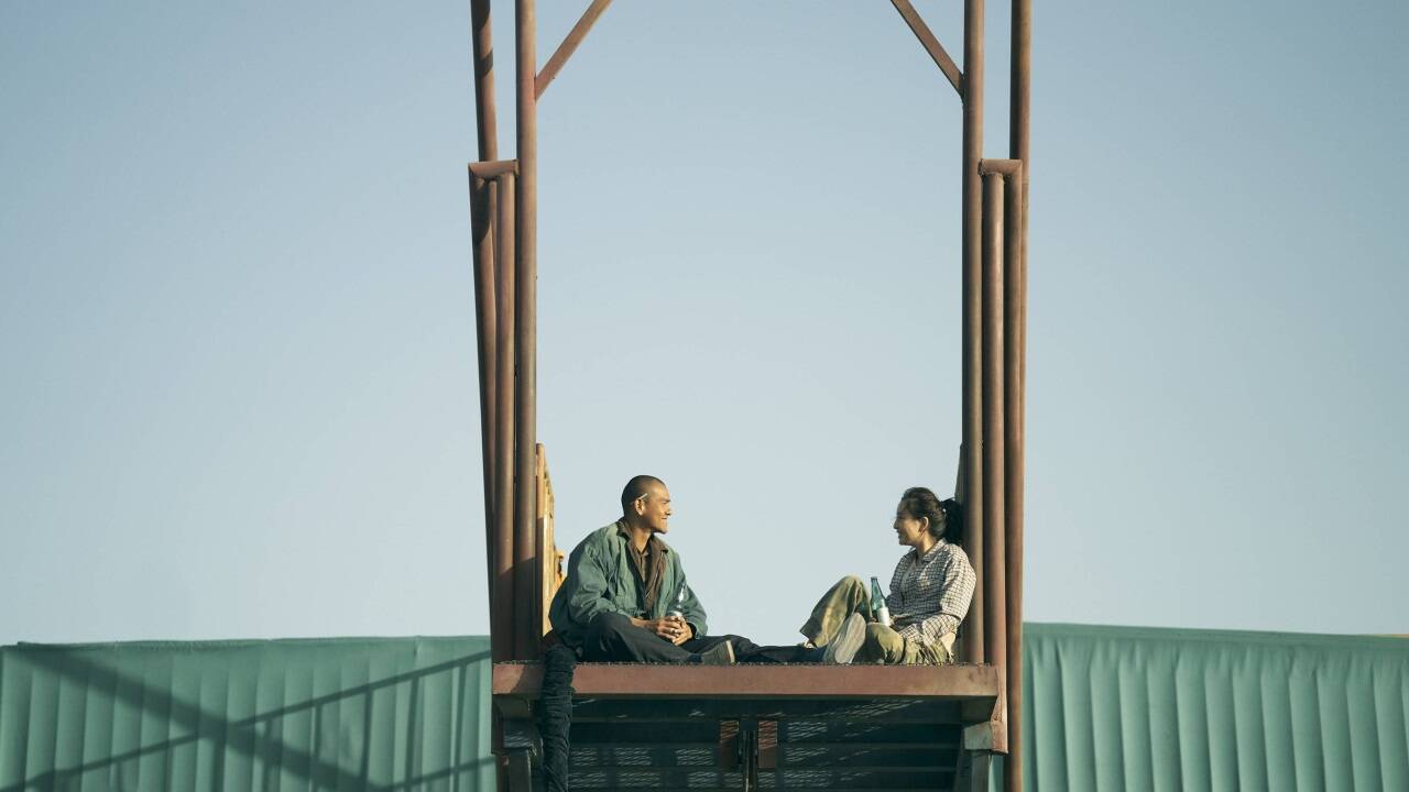 Bilder zum Film „Black Dog“. 