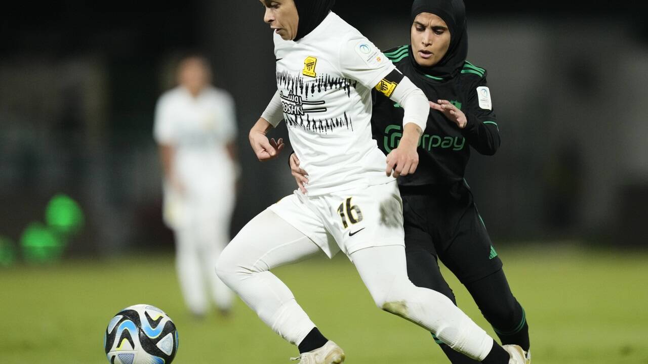 Premier-League-Spiel zwischen Al Ittihad und Al Ahli in Jeddah.  Premier-League-Spiel zwischen Al Ittihad und Al Ahli in Jeddah.