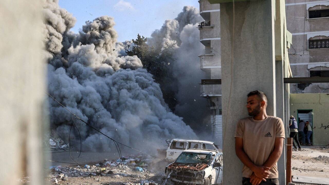Explosion in Gaza: Zivilisten finden sich mitten im Kriegsgeschehen. 