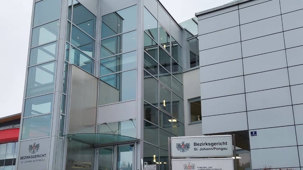 Den beiden Firmenchefs wurde im Bezirksgericht St. Johann der Prozess gemacht.  