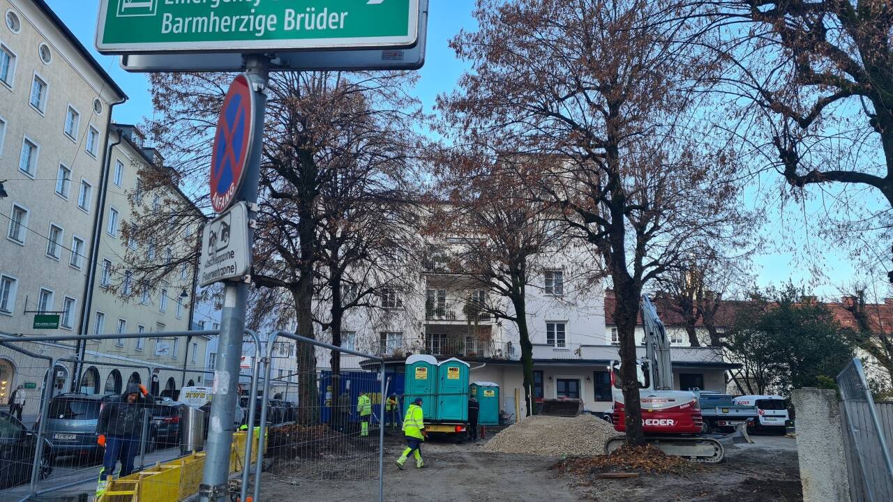 Im Gastgarten des Posthofs im Kaiviertel wird noch bis zur nächsten Woche gearbeitet.  