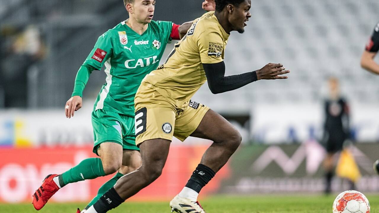 Chukwuani flog als erster vom Platz  Chukwuani flog als erster vom Platz