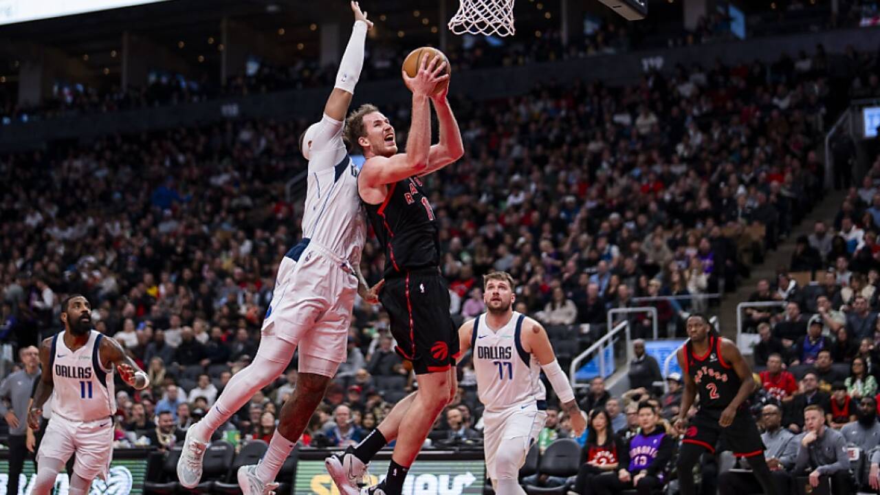 Jakob Pöltl hält bei 2.000 Punkten im Dress der Toronto Raptors 