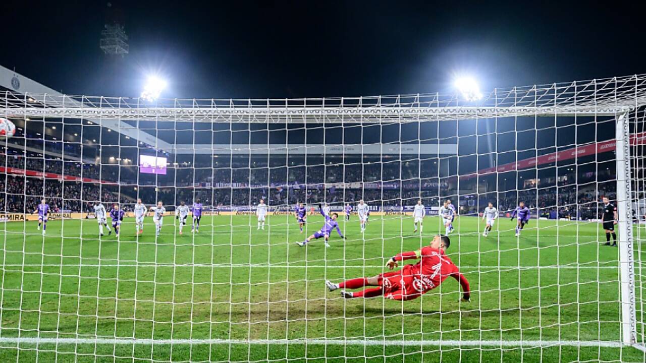 Fitz stellte per Elfmeter auf 1:0 für die Austria  Fitz stellte per Elfmeter auf 1:0 für die Austria