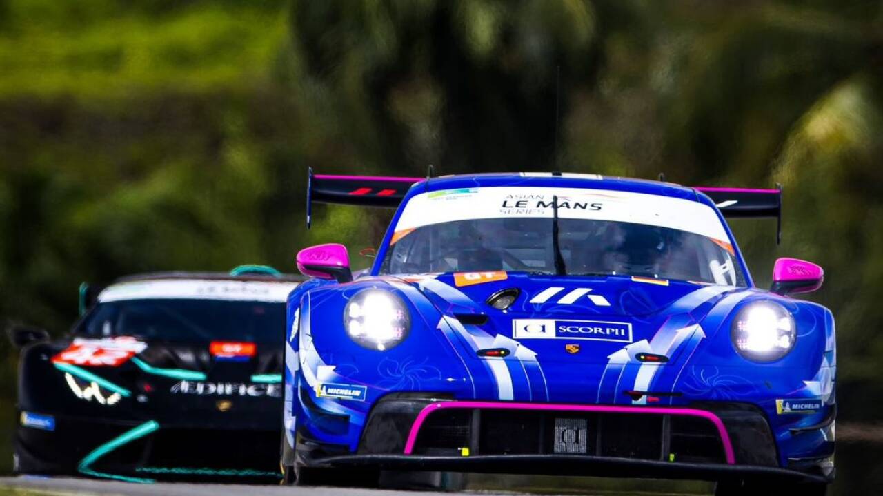 Nach-Pech-beim-Auftakt-Klaus-Bachler-rast-in-Sepang-auf-das-Podest