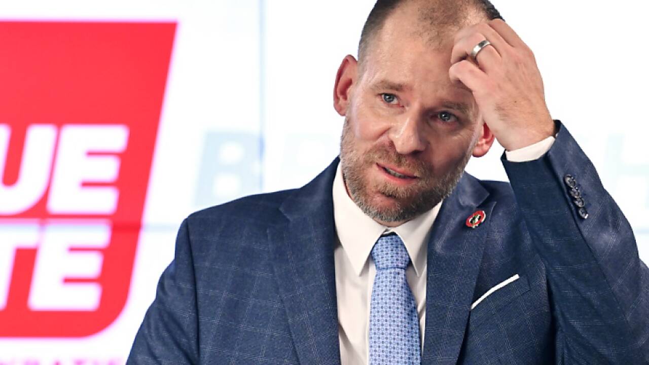 Will abgeben: Fußi  Will abgeben: Fußi