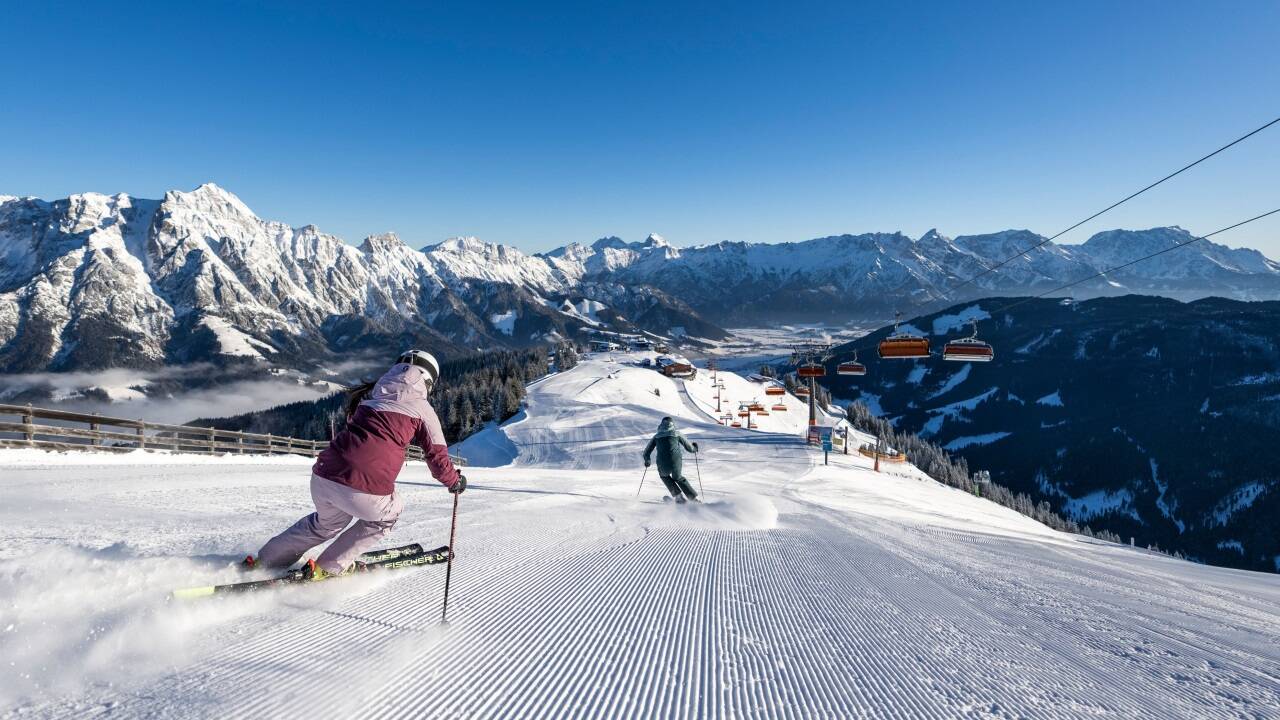 Das ungetrübte Skivergnügen soll auch in Zukunft für Einheimische in ihrer Region leistbar bleiben. Hier eine einladende Impression aus Leogang.  