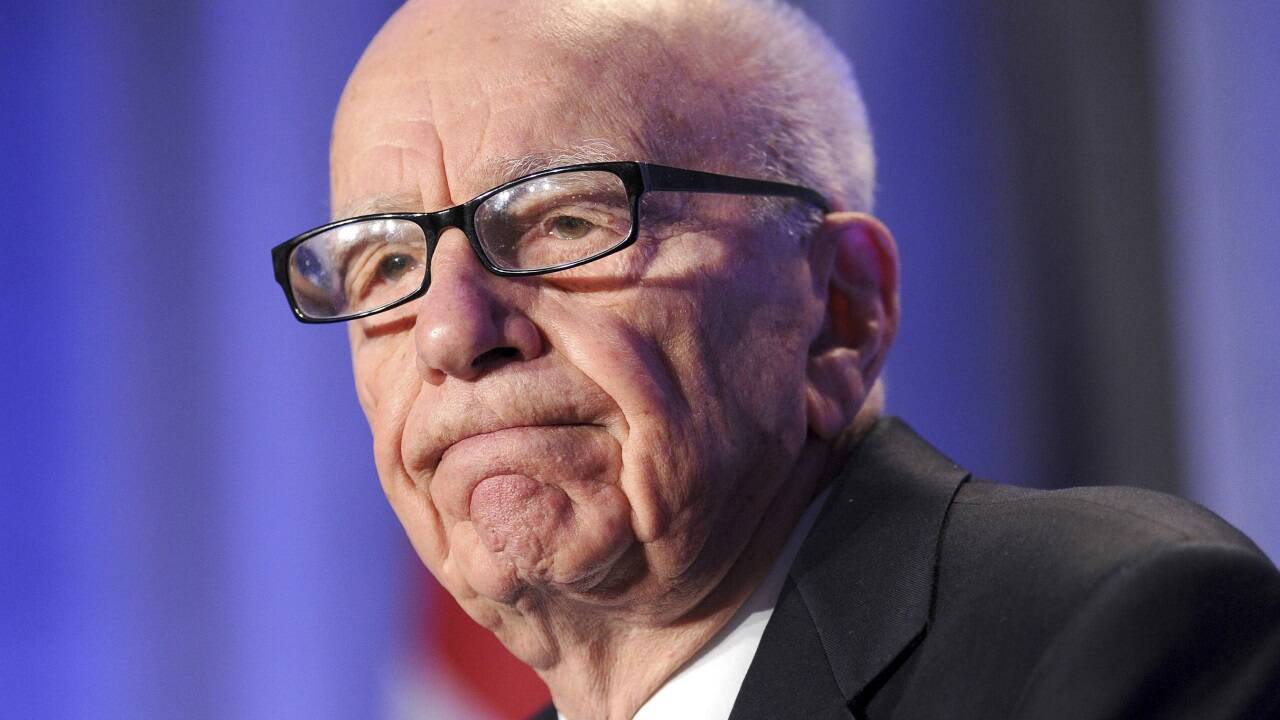 Rupert Murdoch wurde 1931 in Melbourne geboren und fing bereits im Alter von 22 Jahren an, mit einer Zeitung in seinem Heimatland Australien das Fundament für sein später globales Medienimperium zu legen.  