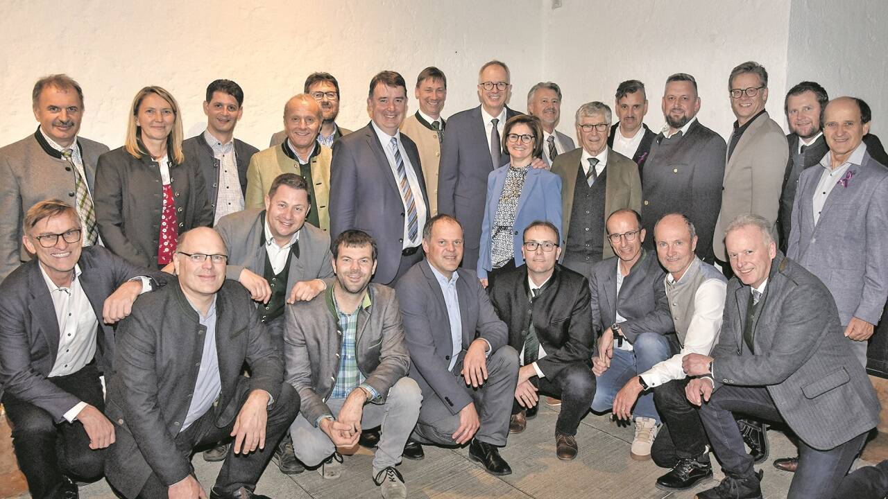 Beim Gemeindetag hatte Manfred Sampl neben seiner Frau Annette eine große Delegation aus dem Lungau mit. Beim Gemeindetag hatte Manfred Sampl neben seiner Frau Annette eine große Delegation aus dem Lungau mit.