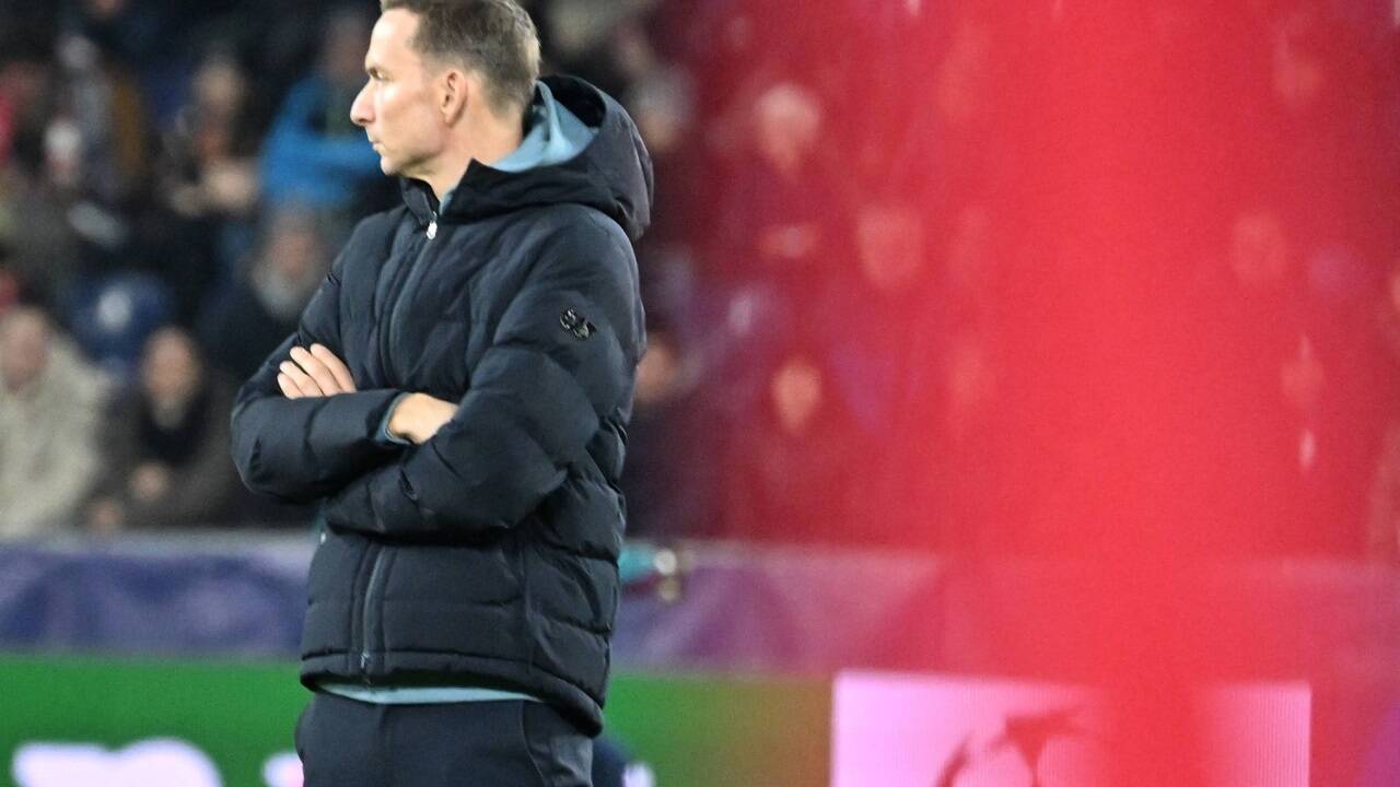  Trainer Pepijn Lijnders ist die Bullen-Krise mittlerweile anzusehen und anzuhören. 