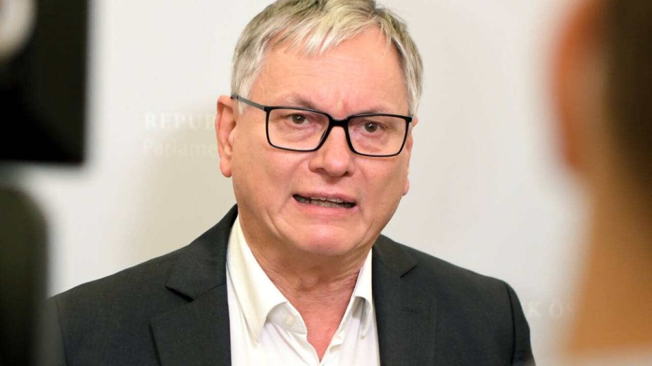 Stöger kann sich einen Quereinsteiger an der Spitze vorstellen Stöger kann sich einen Quereinsteiger an der Spitze vorstellen