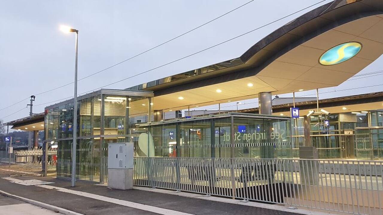 Die neue Haltestelle wurde bei laufendem Betrieb errichtet.  