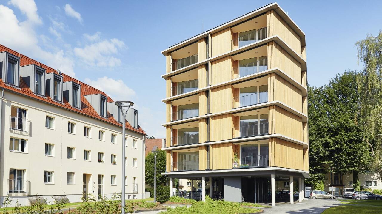 Auch die Nachverdichtung der denkmalgeschützten General-Keyes-Straßen-Siedlung (Projektname: Glanbogen) hat außerhalb für Salzburg für viel Beachtung gesorgt.   Auch die Nachverdichtung der denkmalgeschützten General-Keyes-Straßen-Siedlung (Projektname: Glanbogen) hat außerhalb für Salzburg für viel Beachtung gesorgt.