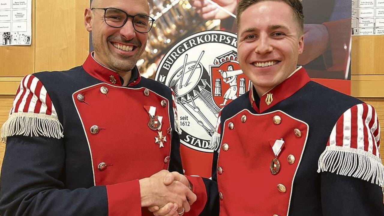 Seit 15 Jahren ist er Mitglied, seit 1. März Obmann: Wie Vorgänger Stefan Russegger (l.) übernimmt auch Christian Züger den „Chefsessel“ mit 28 Jahren.  Seit 15 Jahren ist er Mitglied, seit 1. März Obmann: Wie Vorgänger Stefan Russegger (l.) übernimmt auch Christian Züger den „Chefsessel“ mit 28 Jahren.