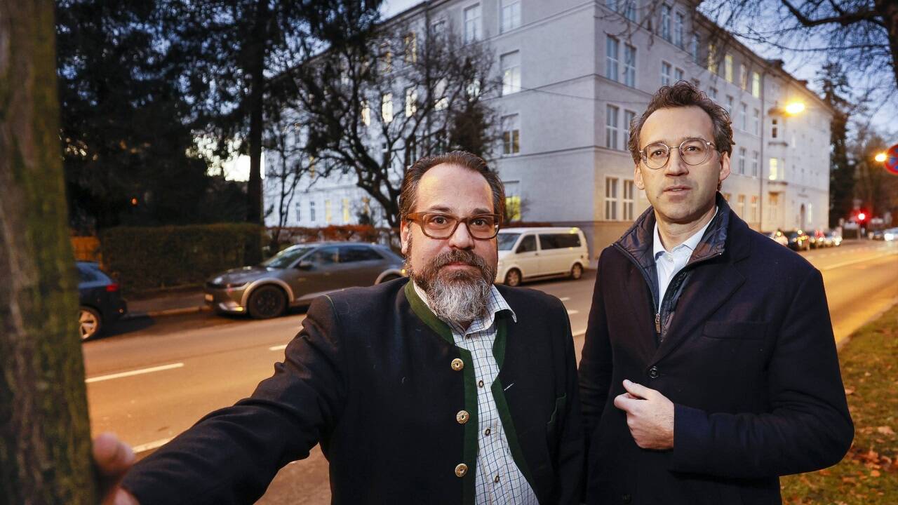 Wollen endlich Gewissheit: Obmann Florian Heffeter und Vorstandsmitglied Kristof Krebs vom Elternverein.  