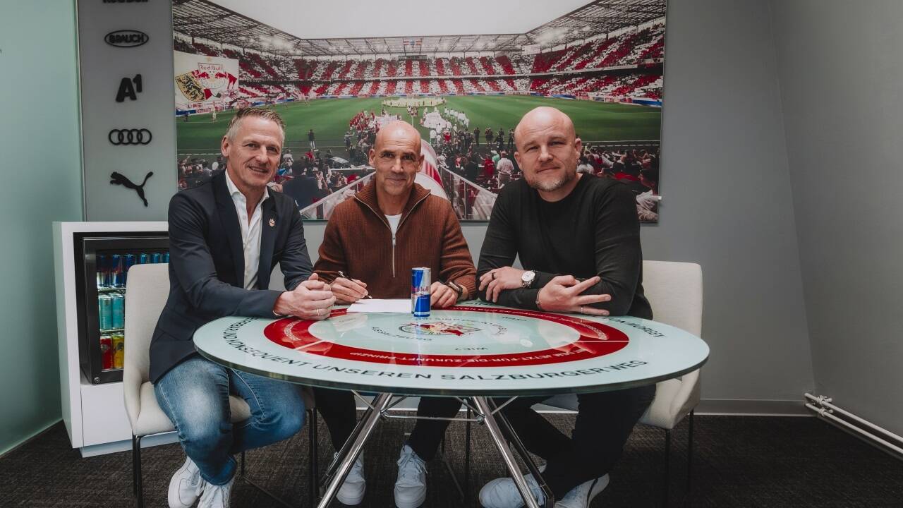 CEO Stephan Reiter, Neo-Trainer Thomas Letsch und Geschäftsführer Sport Rouven Schröder (v. l. n. r.). 