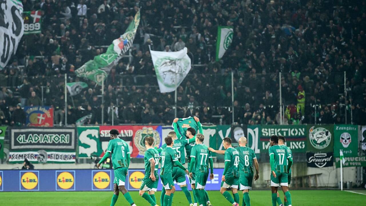 Grün-Weiße Europacup-Feier zum Jahresausklang  Grün-Weiße Europacup-Feier zum Jahresausklang