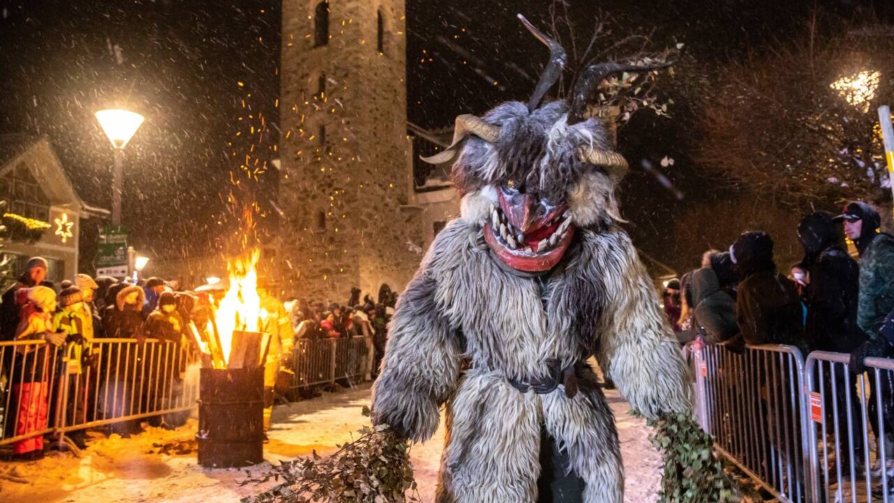 Im Dorfzentrum von Maishofen ist am Abend des 3. Jänner ab 20.15 Uhr wieder viel geboten.  