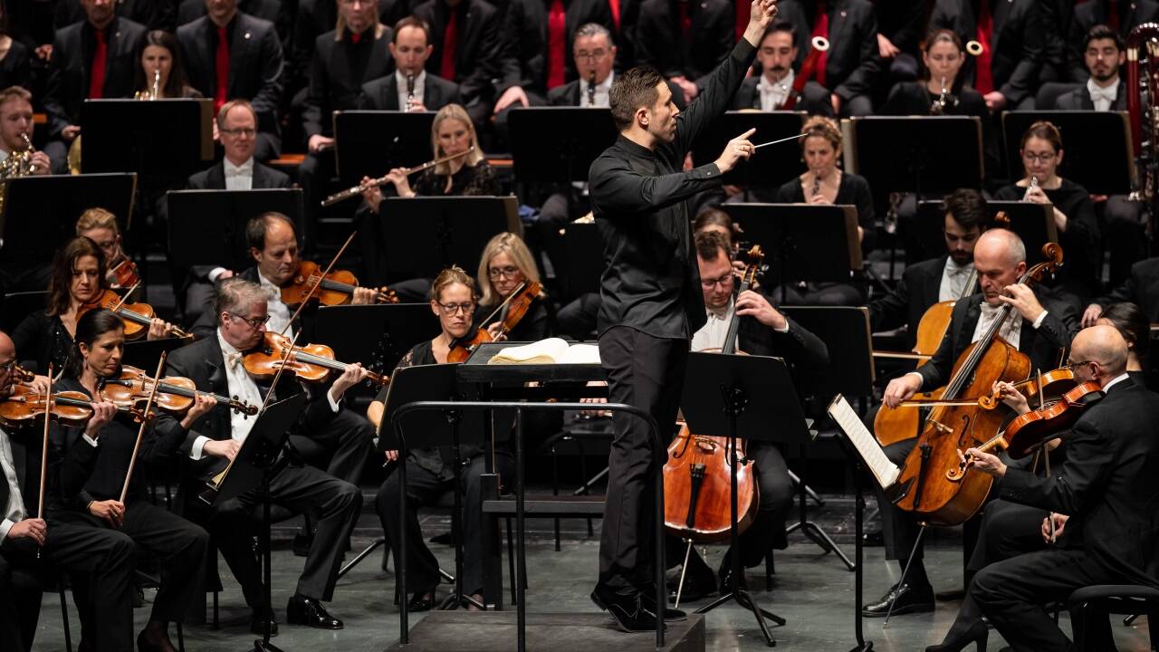 Roberto González-Monjas leitet Mozarteumorchester und Bachchor im Großen Festspielhaus  Roberto González-Monjas leitet Mozarteumorchester und Bachchor im Großen Festspielhaus