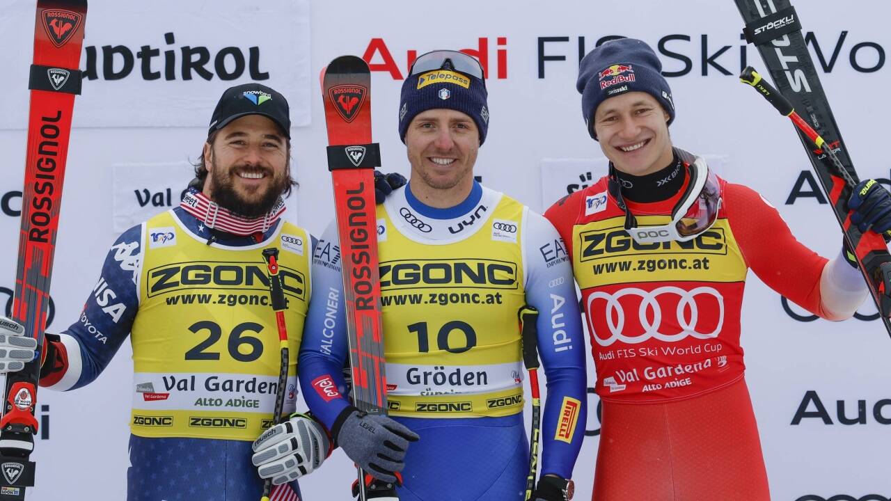 V.l.n.r.: Jared Goldberg (USA/2.), Mattia Casse (ITA/1.) und Marco Odermatt (SUI/3.).   V.l.n.r.: Jared Goldberg (USA/2.), Mattia Casse (ITA/1.) und Marco Odermatt (SUI/3.).