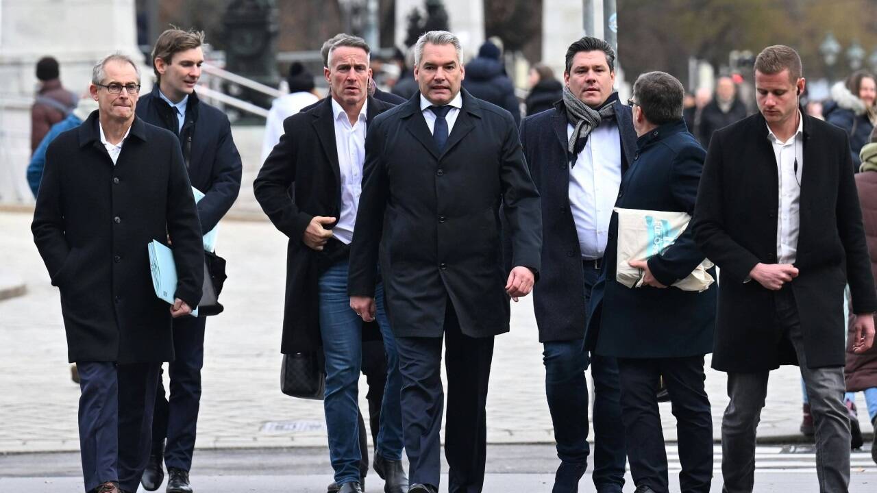 Nehammer am Freitag.  Nehammer am Freitag.