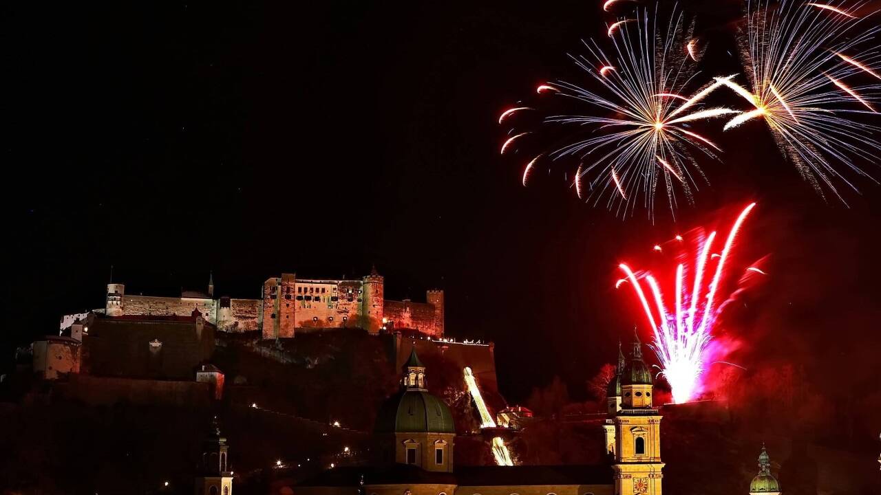 So begrüßte die Stadt Salzburg das neue Jahr 2025.  