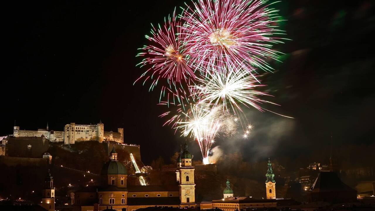 So begrüßte die Stadt Salzburg das neue Jahr 2025.  